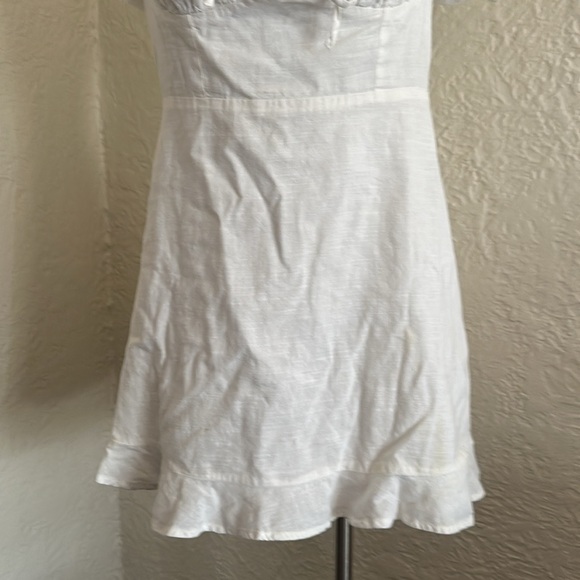 Urban Outfitters Prairie Coquette Milkmaid 100% Cotton White Puff Sleeve Dress M - Picture 3 of 9